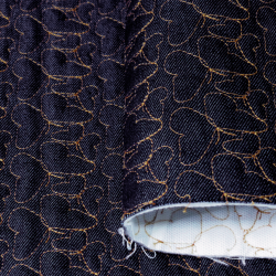 JEANS MATELASSÊ- ESTAMPA: BORBOLETA